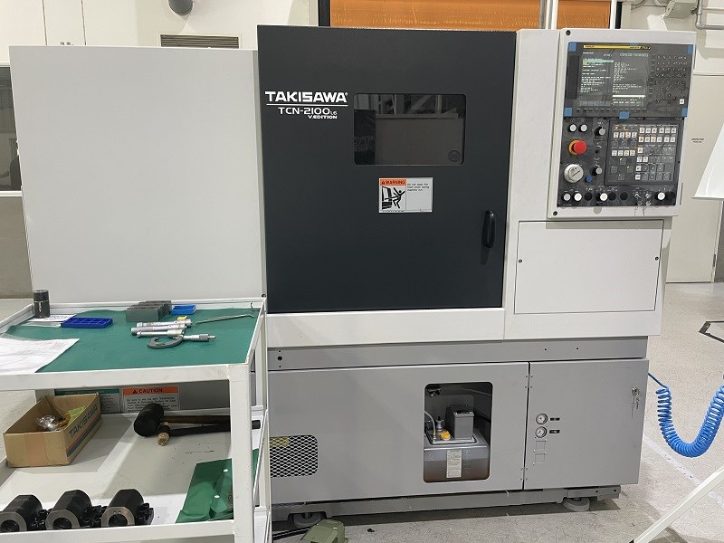 Máy tiện TAKISAWA TCN2100V-L6